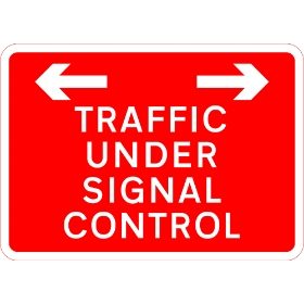 1050 x 750mm Traffic Under Signal Control (Arrows)  - Black Plastic Sign
